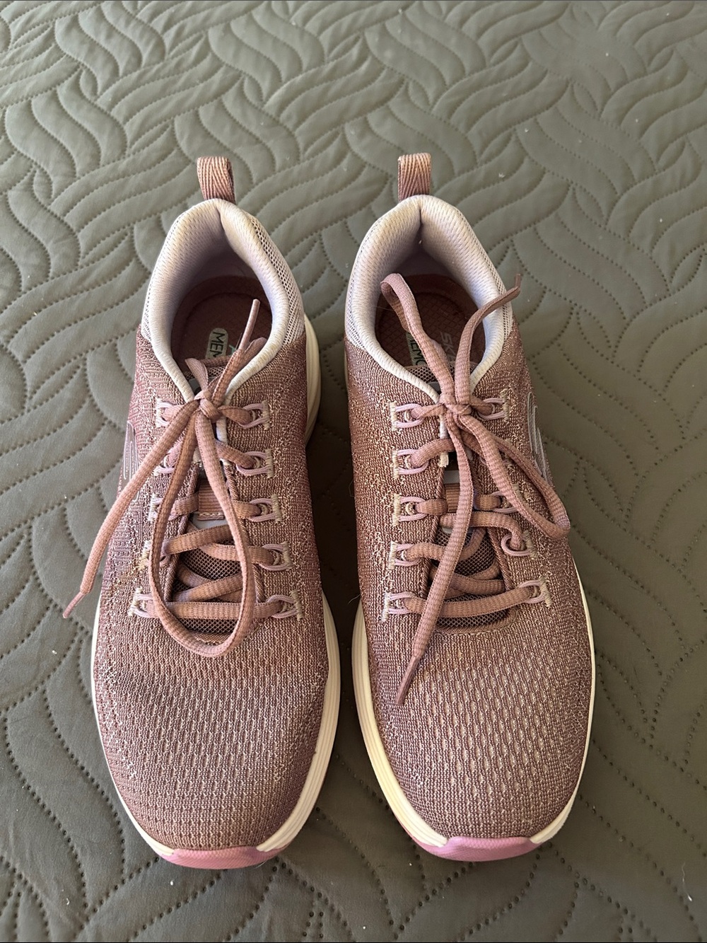 NWOB- Sketchers Women's Lavendar Knit Athletic Sneakers